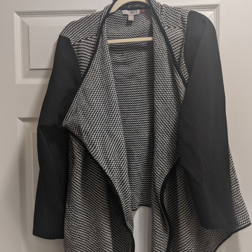 Roz & Ali Fly Open Blazer